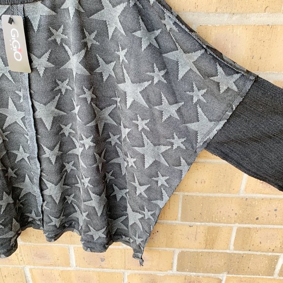 GiGio USA Star Print Batwing Crewneck Sweater NWT - Picture 3 of 8